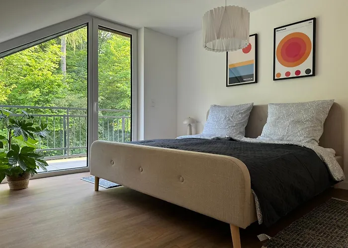 Stilvolles Apartment Mit Waldblick
